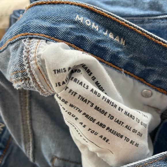 American Eagle| AE Mom Jean, Distressed Style, Size 2••• - Picture 7 of 12